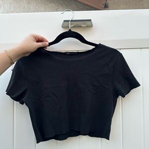 Zara Black Cropped Crewneck Tee - Short Sleeve
